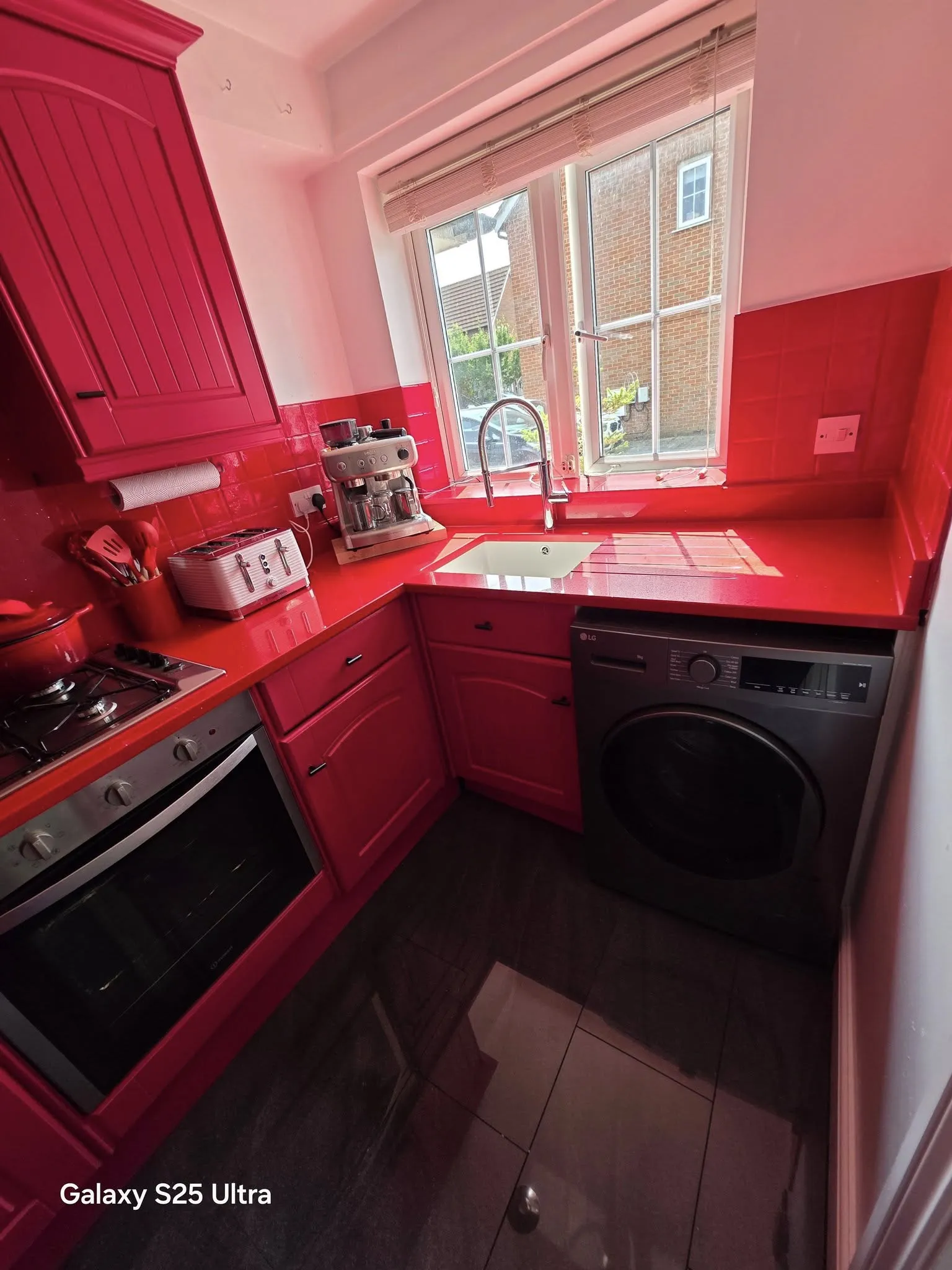 Vibrant Pink Kitchen